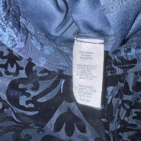 fab'rik Navy Velvet burn out Patterned Pants with shorts Party Pants Medium EUC - Picture 4 of 5